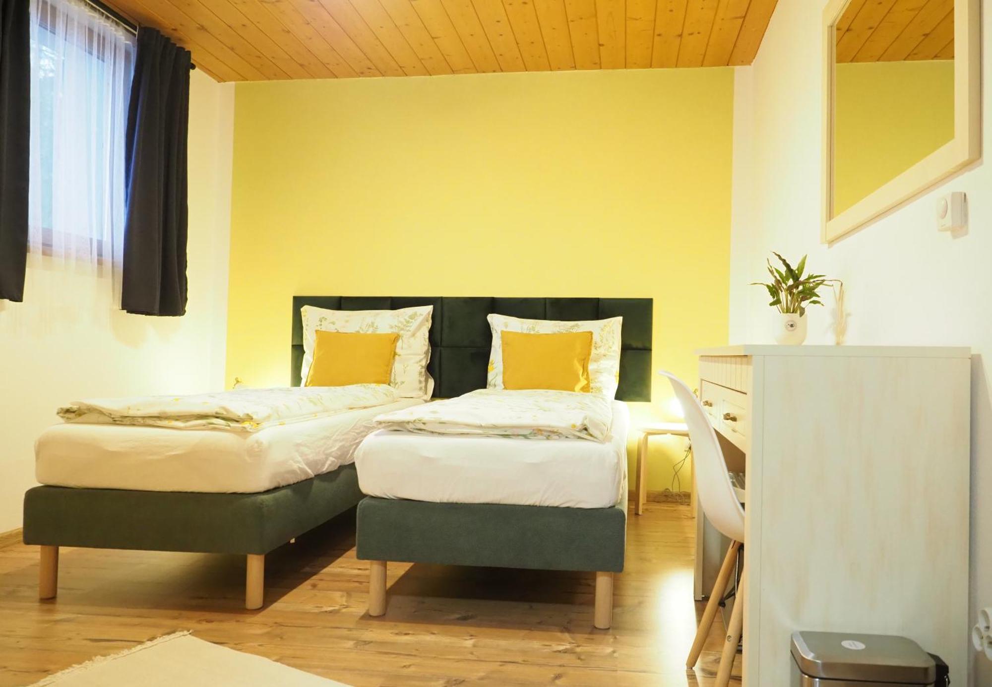 Ubytovanie&Restauracia Bodliak Ziar Ngoại thất bức ảnh